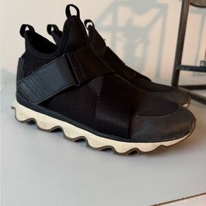 Sorel Black Women's Kinetic Sneakers